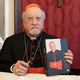 Cerkvene igre prestolov: pater Jože Roblek preusmerja pozornost od Marka Rupnika na kardinala Franca Rodeta