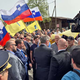 Ministra v Središču ob Dravi pričakali jezni protestniki (VIDEO)