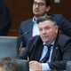Afera asfalt: kazenska ovadba zoper poslanca Uraniča zavržena