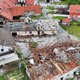 Tadej Pogačar na pomoč razdejani Komendi