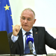 Hojs: "Terorizem je visoko na dnevnem redu predsedovanja Slovenije Svetu EU-ju."
