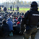 Srbija po streljanju med tihotapci ljudi premestila več kot 1000 prebežnikov