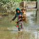 V Pakistanu skušajo s poplavljanjem sladkovodnega jezera rešiti večja mesta