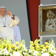 Papež Frančišek v Budimpešti daroval mašo na prostem