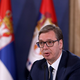 Vučić odstopil s položaja predsednika SNS-a, nasledil ga je obrambni minister