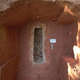 Na gradbišču hotela arheologi odkopali grobnico majevskega veljaka