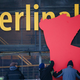 Berlinale po plazu kritik odpovedal vabilo skrajno desničarskim politikom