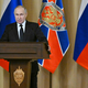 Putin pozval FSB k pomoči ruskim podjetjem pri spoprijemanju s sankcijami in prodiranju na nove trge