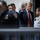 Trump ob prihodu na sodišče: To je politični pregon, kot ga še ni bilo