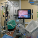 UKC Ljubljana letos načrtuje okoli 400 robotsko asistiranih operacij