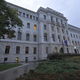 Zaupanje javnosti v sodstvo v Sloveniji je relativno nizko, se pa v zadnjih letih izboljšuje