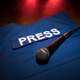 Novinarske organizacije pozivajo k izboljšanju pogojev za medije