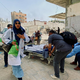 V Gazi ubitih še 85 ljudi, zadeta bolnišnica. Na Zahodnem bregu sedem smrtnih žrtev.