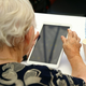 Projekt Simbioza za digitalno opismenjevanje starejših zaznamoval deset let delovanja