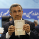 Nekdanji iranski predsednik Ahmadinedžad želi spet kandidirati za predsednika