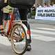 Kolesarji po treh letih spet protestno vrtijo pedala, tokrat do Golobove vlade