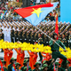 Velika parada v Vietnamu ob 50. obletnici konca vojne
