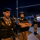 V strelskem napadu v cerkvi na jugu Jordanije ubitih najmanj sedem ljudi, ranjenih je 34
