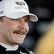 Dirkač Valtteri Bottas do naslednje dirke hiti na kolesu