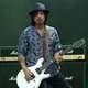 Umrl je Phil Campbell, kitarist skupine Motörhead