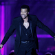 Pred 30 leti se je Lionel Richie po desetletnem premoru le vrnil h glasbi