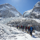 Nepal izdal rekordnih skoraj 500 dovoljenj za vzpon na Mount Everest