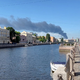 Ukrajina napadla naftni terminal v Sankt Peterburgu. V napadu na avtobus ubitih sedem ljudi.