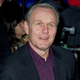 Umrl je Anthony Head, znan po vlogah v serijah Buffy, izganjalka vampirjev in Ted Lasso