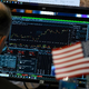 Odmevni IPO-ji podžigajo pohlep; bitcoin v primežu Strategyjevih težav