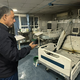 Izrael palestinskega zdravnika Abu Safijo, zaprtega od decembra 2024, prestavil v samico