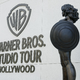 Združenje ameriških scenaristov vložilo tožbo proti Paramountovemu prevzemu studia Warner Bros
