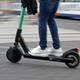 Dve hudi nesreči v Ljubljani in Kočevju: voznika e-kolesa in e-skiroja v življenjski nevarnosti