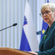 IZ PROMETNE NESREČE V POLITIČNI VIHAR? V pripravi ustavna obtožba zoper predsednico