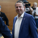Mahnič: Varnostne službe naj prenehajajo predsednici pošiljati poročila. UPRS odgovarja: Lažeš.