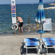 Kopanje pri Svetilniku ni več odsvetovano, na kopališču Delfin bo ukrep verjetno odpravljen v petek