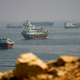 Iranska revolucionarna garda v Hormuški ožini napadla tanker. Očitajo mu nezakonito prečkanje ožine.