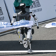 Tečejo, plešejo, sestavljajo, sprejemajo … Kaj počnejo humanoidni roboti v Sloveniji?