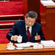 Rdeči AI-cunami: Xi prihodnost Kitajske stavi na domače čipe in robote, kdor se upira, je izdajalec
