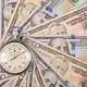 Dolar izgublja moč: se spreminja svetovni valutni red?