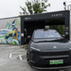 Geely bo kupil 30-odstotni delež v enoti tekmeca Nio za menjavo baterij