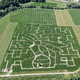 V okolici Ljubljane zrasel labirint, velik za šest nogometnih igrišč #foto