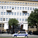 Sodišče v Beogradu podaljšalo pripor očetu 13-letnega napadalca na osnovni šoli