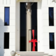 Pet grandioznih vhodov, ki krasijo luksuzne vile v Dubaju