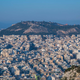V središču Aten eksplodirala bomba