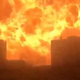 Ogromne razsežnosti požara. Po eksploziji cisterne dva mrtva, več kot dvesto ranjenih.