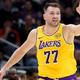 Lakers na 50. tekmi sezone, Dallas prvič po slovesu Davisa
