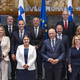 NOVA VLADA ZAČENJA DELO: Janševi ministri danes prevzemajo resorje
