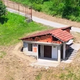 Američan že mesec dni gradi bunker, velike težave mu povzroča hrvaška birokracija