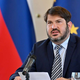 Ob koncu mandata Mihe Lobnika odmeven primer: "Izolirali bi ga"