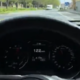 Kralj Tomko z audijem mimo šole s 120 kilometri na uro, zdaj pa briše sledi #video